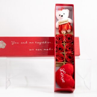 kouti me triantafylla arkoudaki kai kardia